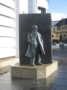 Brian O'Nolan Statue